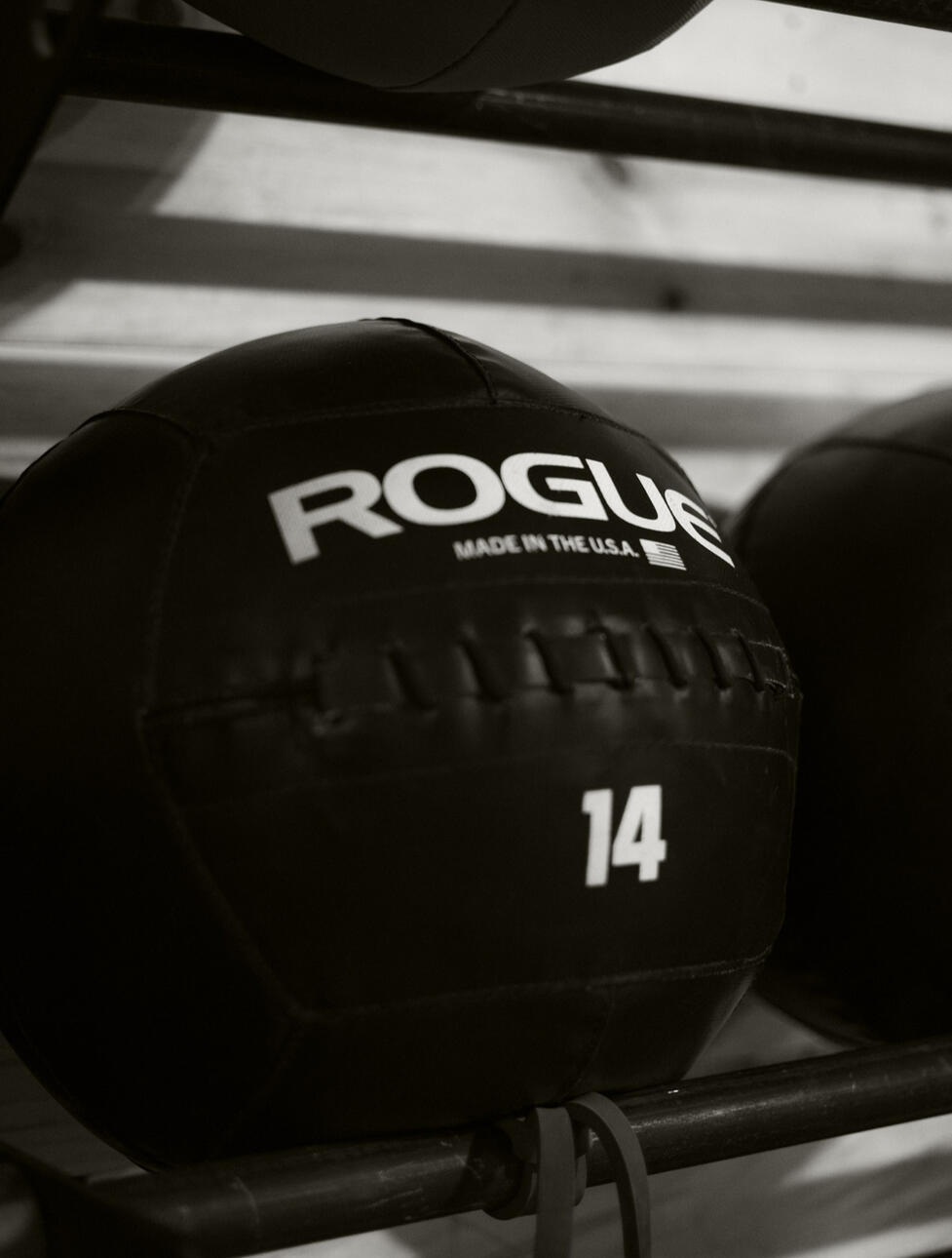 Strategic short-form videos and visual assets designed to build the community more while attracting curious prospects and turn them into committed members.